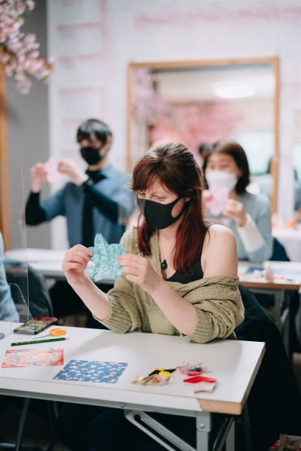 Tokyo: Learn Traditional Origami with a Local - Your 90-minute origami plan: how the time actually gets used