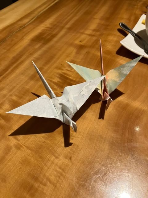 Tokyo: Learn Traditional Origami with a Local - Folding with confidence: what the step-by-step coaching really solves