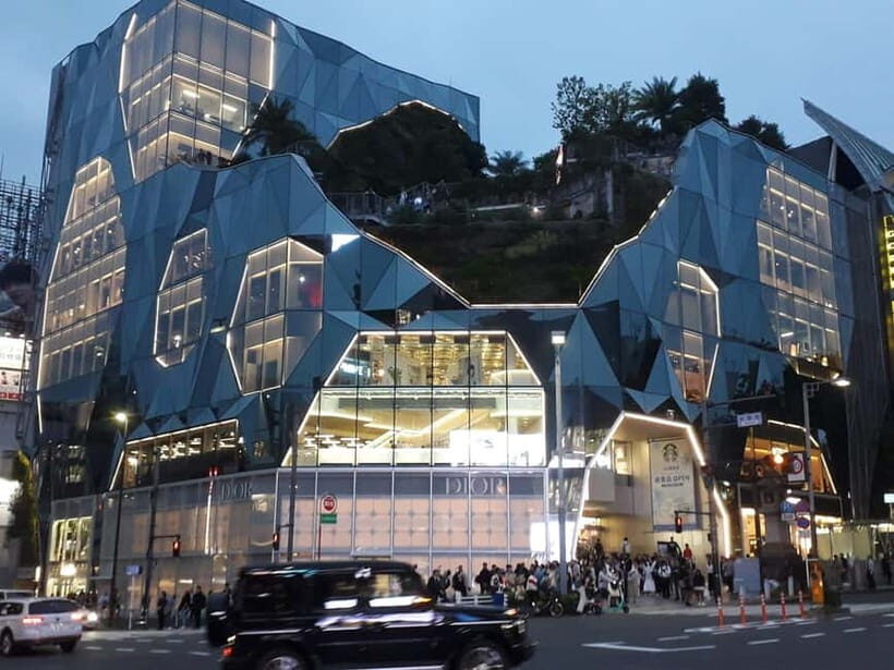 Tokyo: Meiji Jingu, Yoyogi Park & Takeshita Street Tour - Omotesando: where Tokyo shopping turns sleek