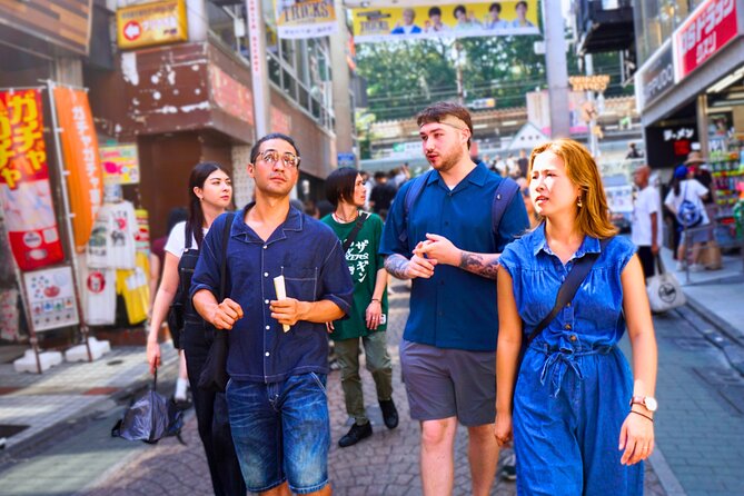 Tokyo Meiji Shrine & Harajuku: Walk Through Japanese Culture - Omotesando’s Tokyu Plaza mirror and rooftop terrace views