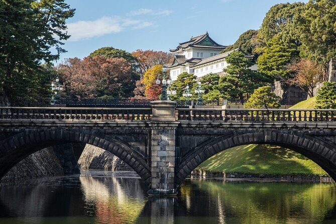Tokyo Morning City Tour with Pick-up Service from 28 Hotels - Around Imperial Palace: history you can read from the bus window