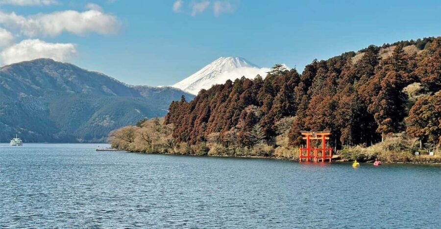 Tokyo: Mt. Fuji and Hakone Tour with Cable Car and Cruise - Lake Ashi cruise: the payoff when Mt. Fuji appears