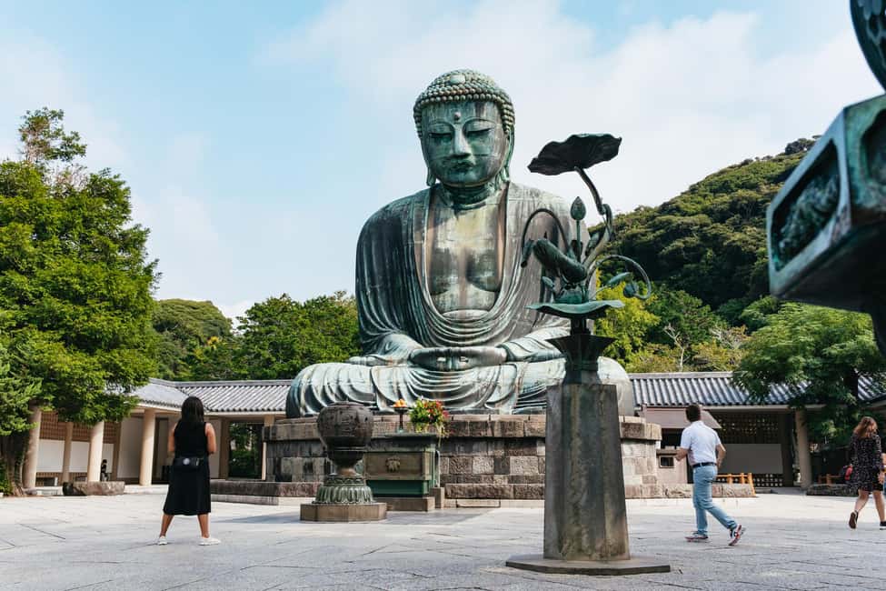 Tokyo: Mt. Fuji, Kamakura, Big Buddha, & Lake Ashi Day Trip - Kotoku-in and the Great Buddha: A 13-Meter Pause in Kamakura