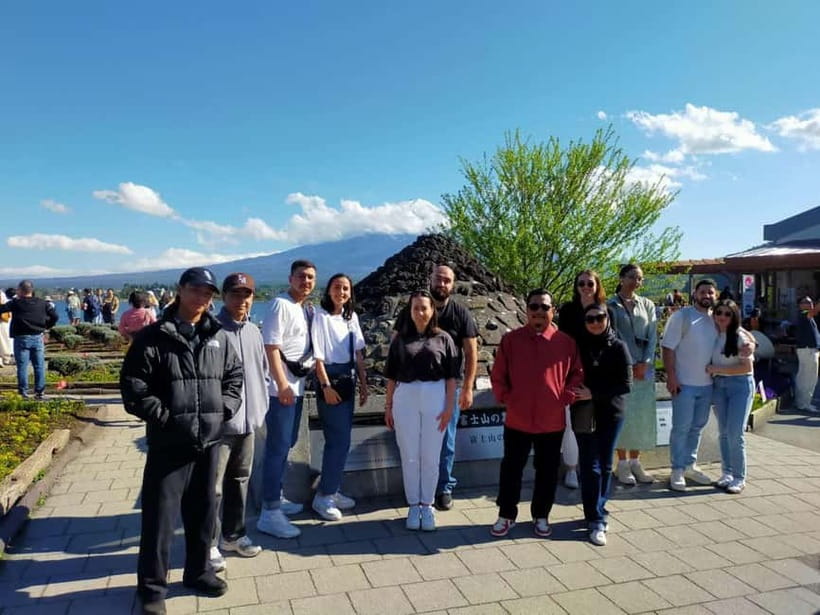 Tokyo: Mt. Fuji & Lake Kawaguchi Instagram Full Day Trip - A One-Stop Fuji Day From Tokyo Station (10 hours, one bus each way)