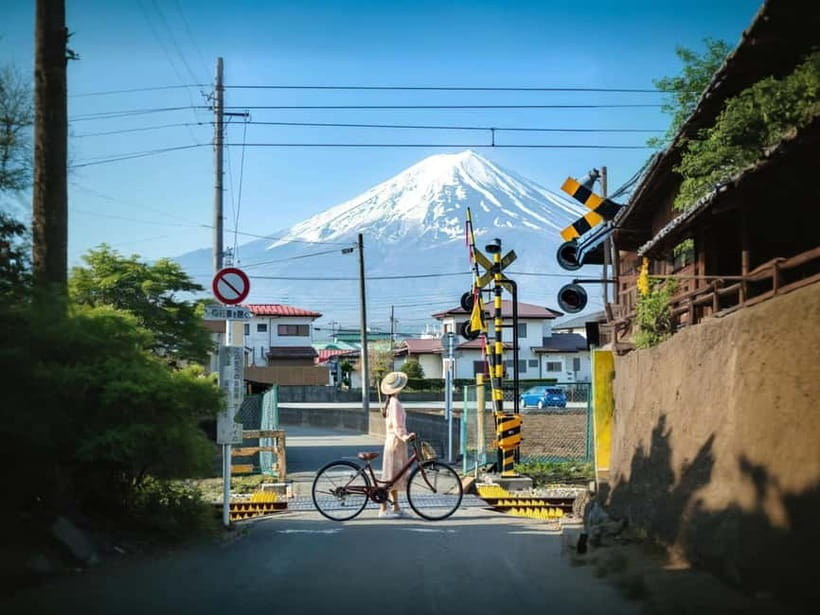 Tokyo: Mt. Fuji & Lake Kawaguchi Instagram Full Day Trip - Guide Quality, Weather Reality, and a Quick Meet-Up Survival Tip