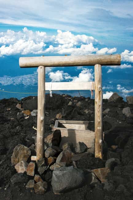 Tokyo: Mt. Fuji & Lake Kawaguchi Private Tour with Transfer - Chureito Pagoda: where your camera gets its big moment