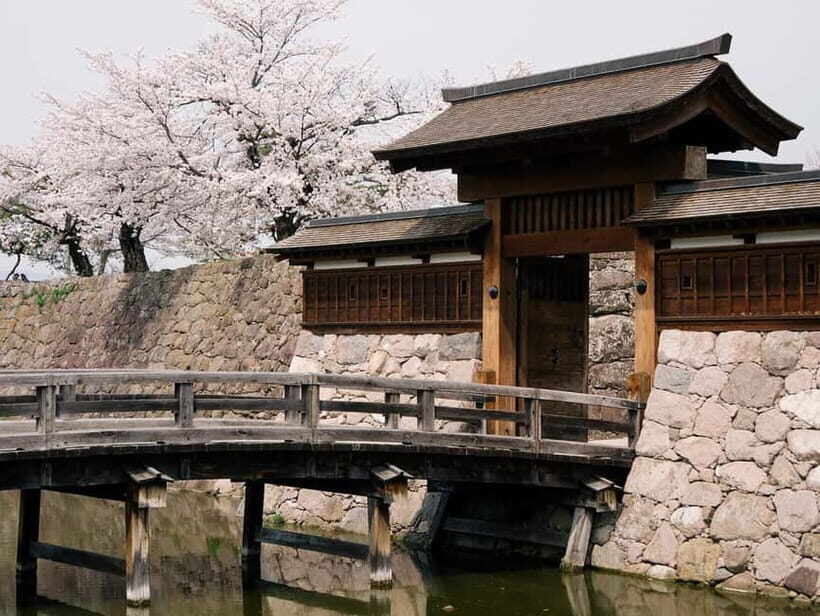 Tokyo: Nagano Snow Monkeys and Zenkoji Tour with Temples - How the Timing Works When You Only Have One Day