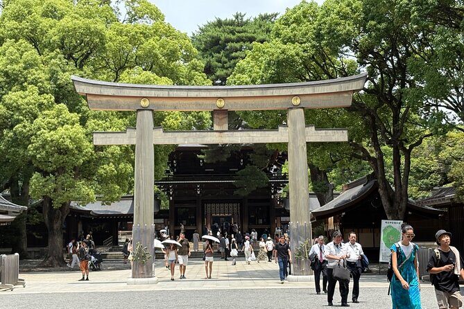 Tokyo Private Full-Day Tour by Luxury Alphard with Guide - Sensō-ji and Nakamise Street: old Tokyo you can walk and snack