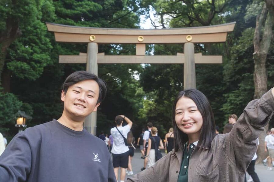 Tokyo: Private Meiji Shrine & Harajuku Highlights Tour - Takeshita Street: Youth Style, Photo Stops, and Sensible Wandering