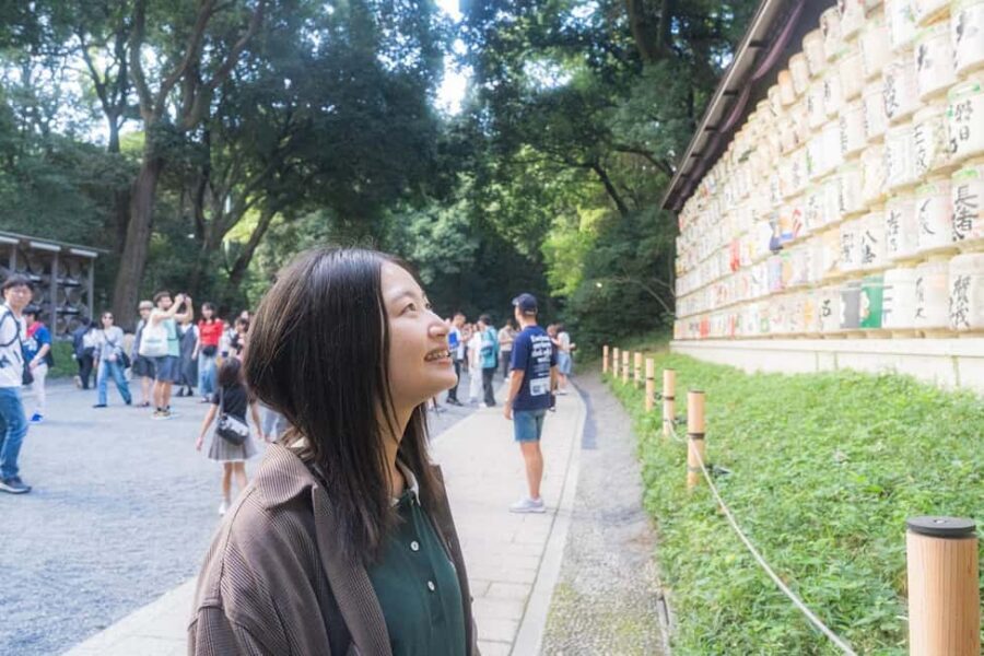 Tokyo: Private Meiji Shrine & Harajuku Highlights Tour - Meeting in Front of @cosme TOKYO (Why That Matters)