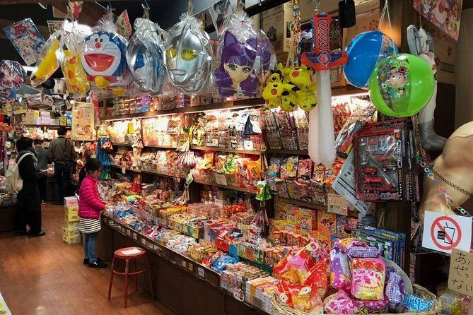Tokyo Private Off-Beat Tour Hidden Oddities & Icons with a Local - The Snake Café Stop and Tokyo’s Love of Themed Experiences