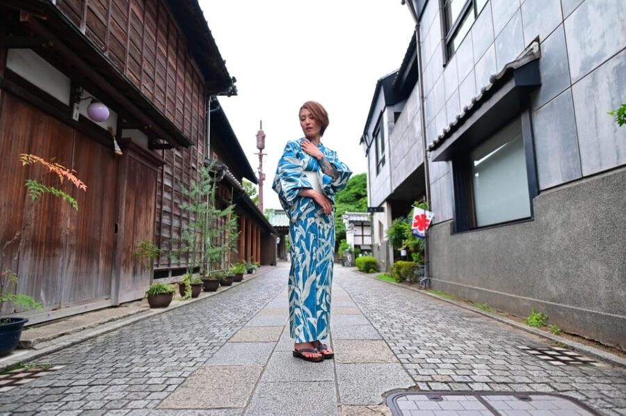 Tokyo Private photo tour with Nightstreet Neon photographer - Price and Value at $258 Per Person