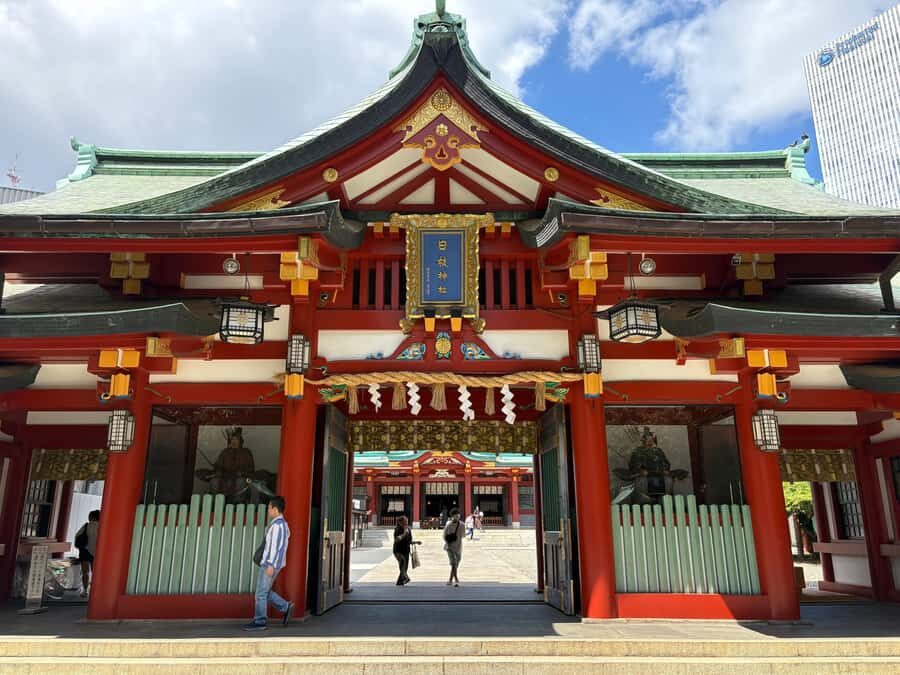Tokyo: Private Shinto Shrines Tour by Car with Local Guide - The Koami Jinja Bonus: Protection and Good Luck If Time Allows