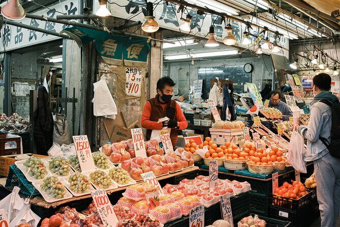Tokyo: Private Walking Tour with a Local Guide - The value of a private walking day in Tokyo