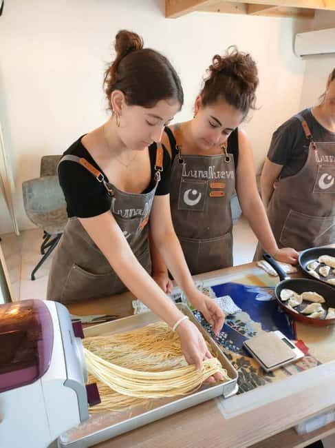 Tokyo: Real Ramen & Dumpling Cooking with Master Chef - Tokyo Ramen & Dumpling Class at Ekoda Station: What You’re Actually Doing