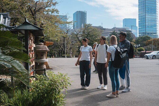Tokyo: Rice Ball Making Class by an Expert - Stop 2: Hamarikyu Wharf and Your Onigiri Picnic in the Gardens