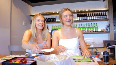 Tokyo: Roll and Authentic Sushi Making Class in Asakusa - The 100-minute rhythm: quiz, prep, roll, then authentic sushi