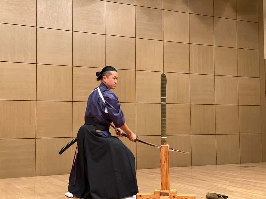 Tokyo: Samurai Experience with a real sword - Cutting Objects on Video: The Moment You’ll Remember