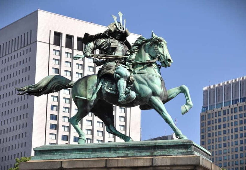 Tokyo: Samurai History Walking Tour - Starting at Marunouchi Square: the 30-minute setup that keeps the story straight