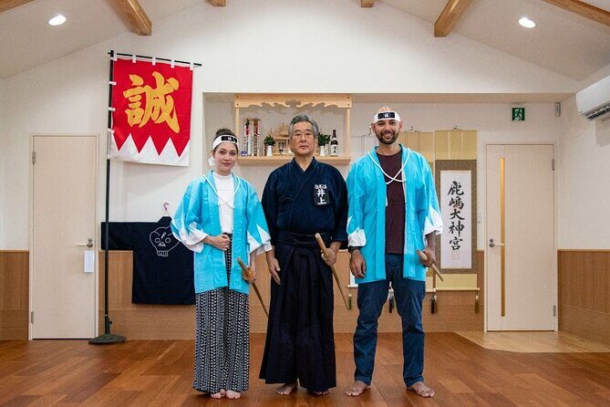 Tokyo: Samurai Sword Academy in the Hometown of the Last Samurai - Handling a real Japanese sword: what that moment does to your brain