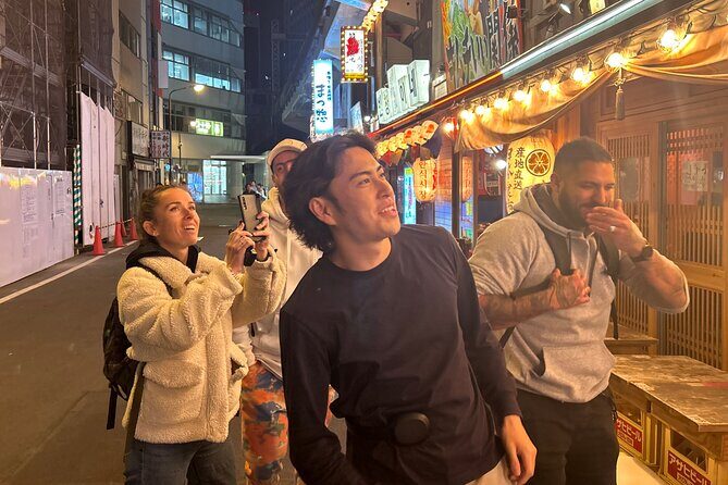 Tokyo: Shibuya Food Tour (13 dishes and 4 Eateries) - Stop 2: Hachiko—history in a tiny time window