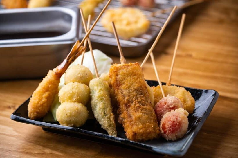 Tokyo: Shibuya Food Tour, Neon Lights & Local Flavors - Meeting at Hachiko Square and getting ready to move