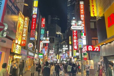Tokyo: Shibuya Highlights Walking Tour - Meeting at SHIBU HACHI BOX and the 5-minute reality check
