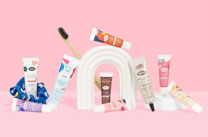Tokyo Shibuya Skincare & Makeup Walking Tour - Photos, souvenirs, and your recommended item list