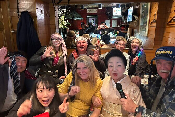 Tokyo Shinbashi Night Tour: Local Guide & Drinks at Snack Bars - Key things I think you’ll care about