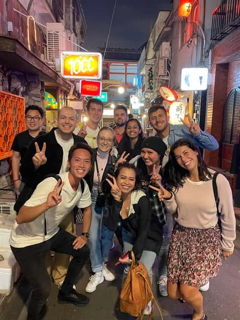 Tokyo: Shinjuku Bar and Izakaya Hopping Tour - Why this Shinjuku night walk helps Tokyo click