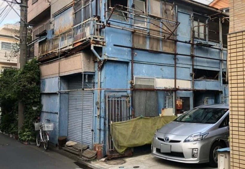 Tokyo: Shinjuku, Kawasaki, Slum & Red Light Tour with Pickup - Key points worth knowing
