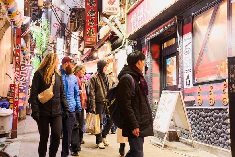 Tokyo: Shinjuku Nightlife & Secret Backstreets Walking Tour - The last on-foot transition (about 5 minutes): back to the starting zone