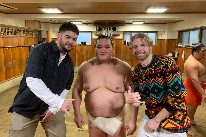 Tokyo Sumo Morning Training/ Sumo Practice with Wrestlers - Entering the stable: etiquette that makes the visit work
