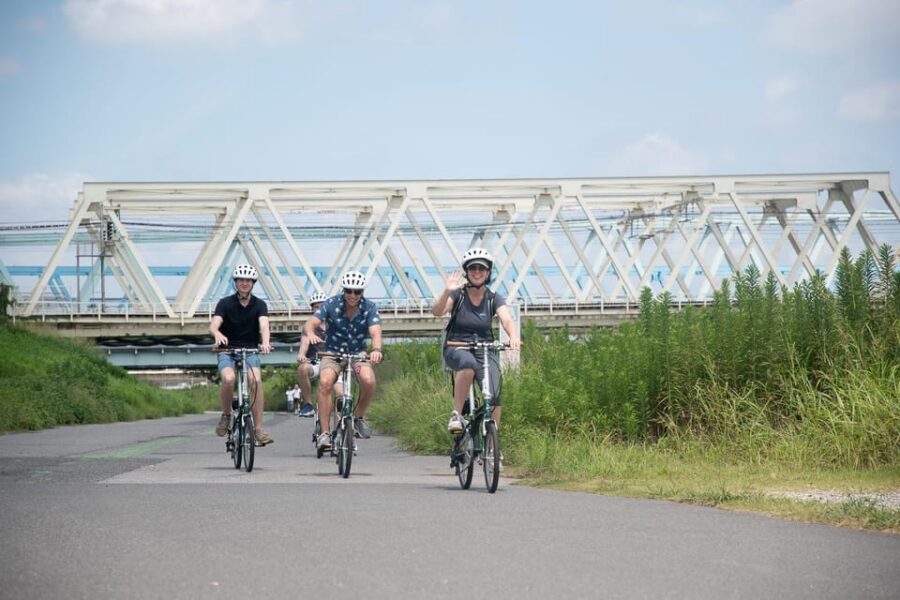 Tokyo: Super Local Private E-bike Cycling Tour from Asakusa - Kaminarimon Gate and Imado Shrine: Quick Hits That Set the Tone