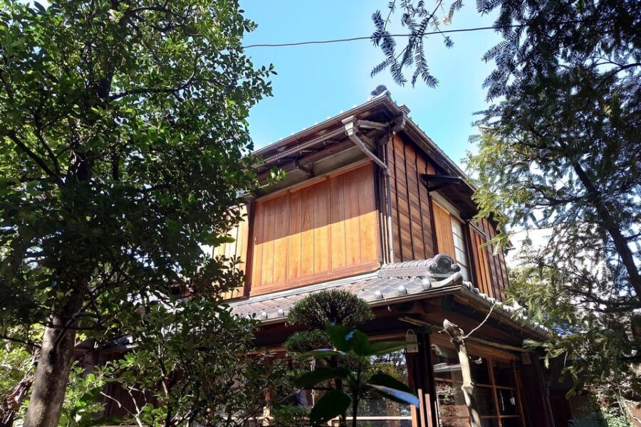Tokyo: Super Local Private E-bike Cycling Tour from Asakusa - Tokyo Skytree and Market-Style Stops: How Local Flavor Fits In
