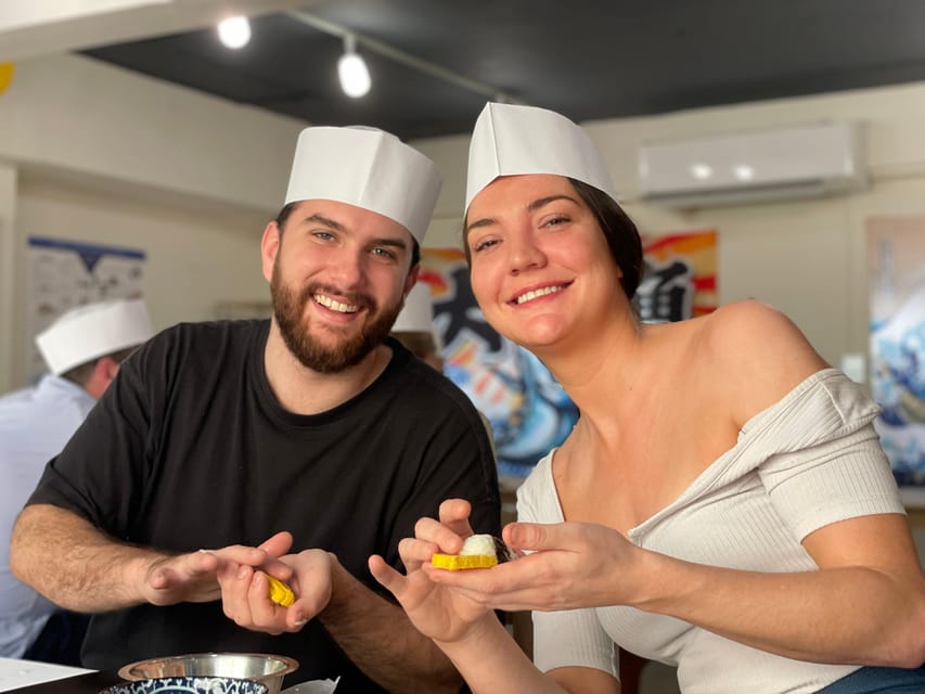 Tokyo: Sushi Making with Pro Chef & Tsukiji Fish Market Tour - Hands-On With a Pro Chef: Nigiri and a Maki Roll in Your Own Hands