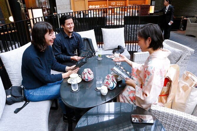 Tokyo Sushi Tour: Explore Sushi Tradition and Dining Etiquette - Stop 2 at Sushi Tsukiuda: counter omakase with chef-made sushi and real conversation