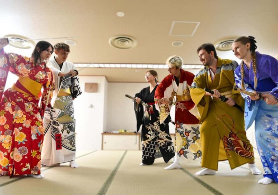 Tokyo: Taishu Engeki Show with Kimono and Sword Lesson - Key things to know before you go