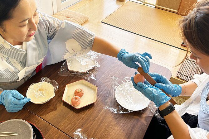 Tokyo: Tea Ceremony & Japanese Sweets Making - The tea master and the Otemae demonstration: where etiquette meets technique