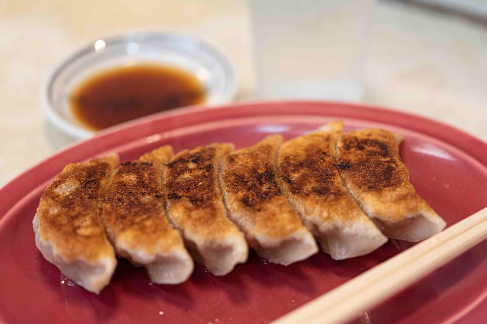 Tokyo: The Best of Izakaya in Shinjuku Food & Cultural Tour - Who should book this Shinjuku izakaya night?
