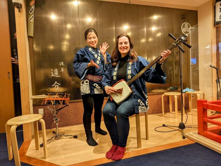 Tokyo: Traditional Asakusa Music Show with Dinner - Dinner with the music: shamisen, drums, and folk singing up close