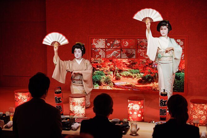 Tokyo Traditional Geisha Show and Japanese Fine Dining Experience - The live geisha performance: dance, conversation, and the real wow factor
