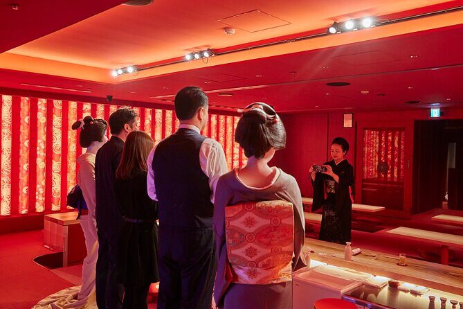 Tokyo Traditional Geisha Show and Japanese Fine Dining Experience - Kyoto-style kaiseki dining: what you’re paying for (and what to expect)