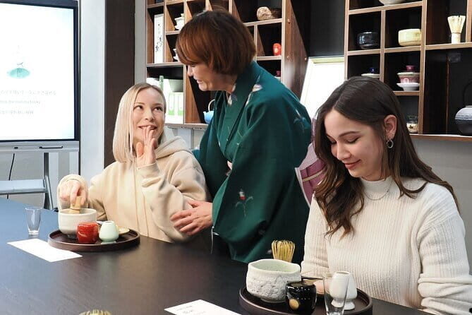 Tokyo Traditional Tea Ceremony with a Japanese Tea Master - Gyokuro Sencha and Ougiya Wagashi: Higher Grade Green Tea, Up Close