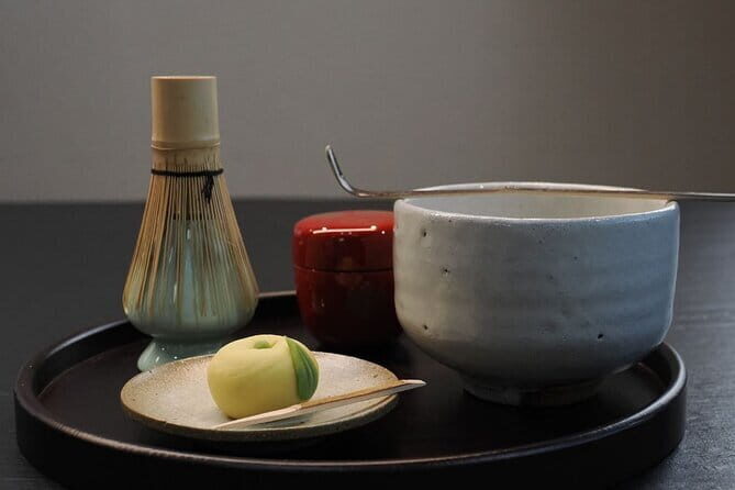 Tokyo Traditional Tea Ceremony with a Japanese Tea Master - Wakocha and Tea Cake: The Flavor Warm-Up You Can Actually Taste