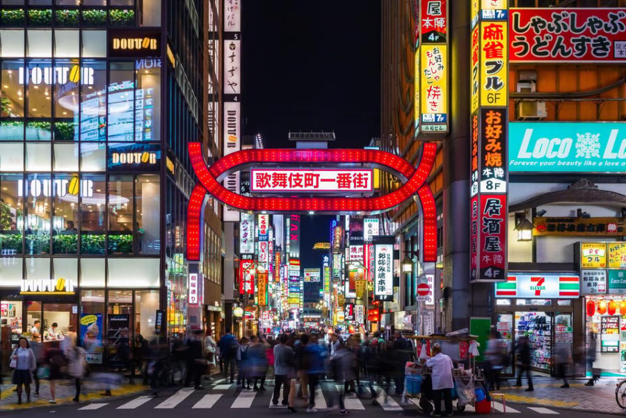 Tokyo: True Crime And Ghost Stories Tour - Aoyama Cemetery at Night: Ghost Stories, Hachiko, and Tokyo’s Spooky Gravity