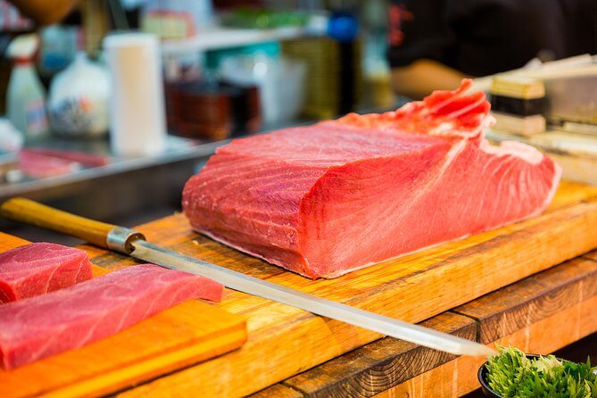 Tokyo Tsukiji Fish Market Food and Culture Walking Tour - Wrapping up at Tsukiji Fish Market: the sushi or seafood bowl finish