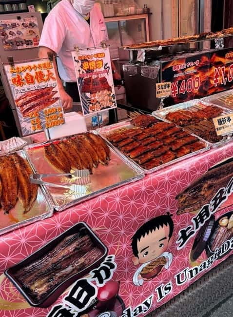 Tokyo: Tsukiji Fish Market Foodie and Educational Tour - Tsukiji Uogashi Mall and Tsukiji KohHoh: where the included bento makes sense