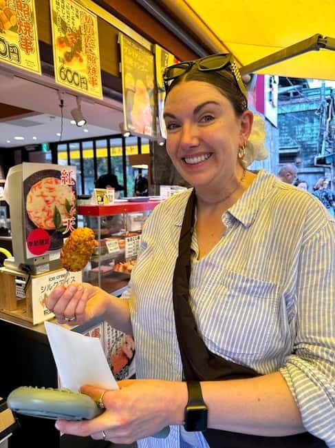 Tokyo: Tsukiji Fish Market Foodie and Educational Tour - Meeting at Lawson’s Tsukiji 4-chome: how the tour starts smoothly