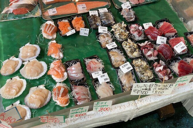 Tokyo Tsukiji Fish Market Walking and Exploring Hidden Gems Tour - Tsukiji, organized: why this tour format works